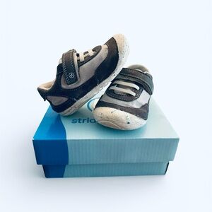 Stride Rite Sprout Sneaker Soft Motion 5XW Extra Wide Toddler